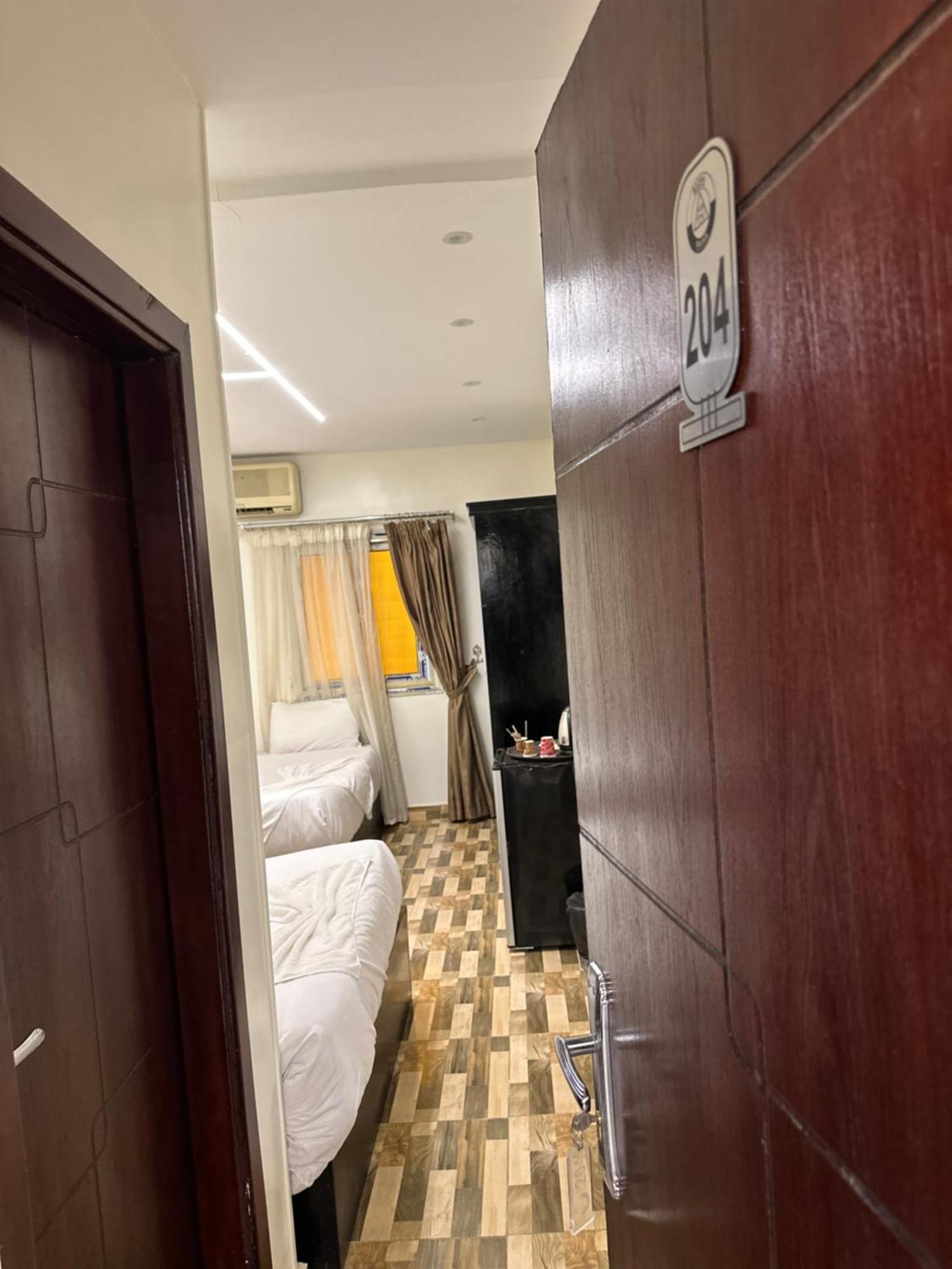 Basha Pyramids Inn Kafrat al Jabal Экстерьер фото